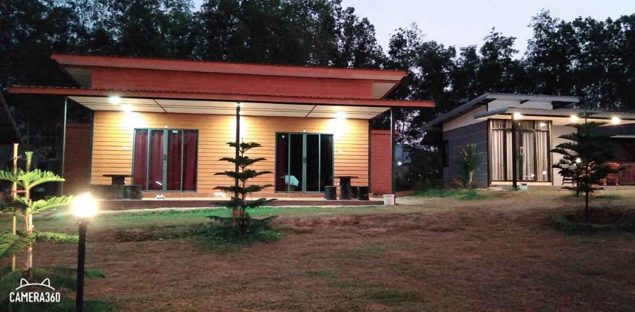 Villa เฟรนด์แคมป์ Amphoe Amphoe Khao Kho Exterior foto